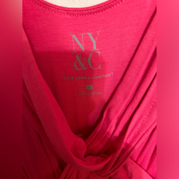 NY&Co Hot Pink Maxi Dress in Sz. M.. NWT.. never been worn.. - Picture 7 of 10